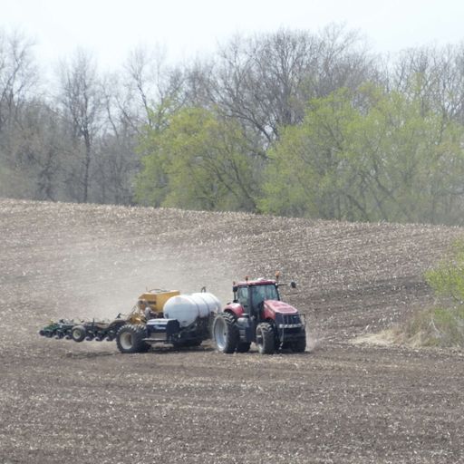 Spring fertilizer outlook: Key decisions after a warm winter cover art