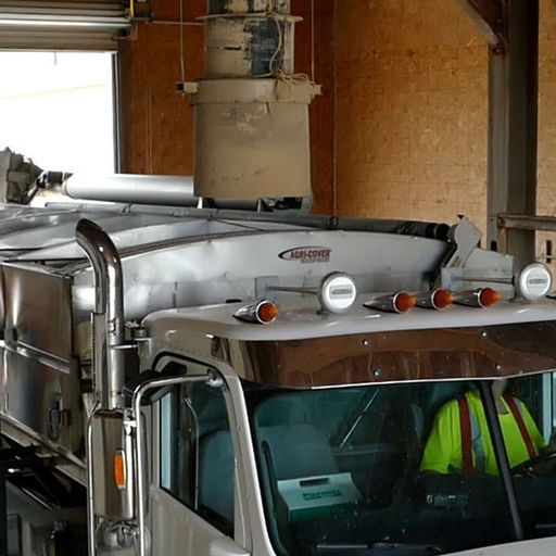 Annual fall fertilizer outlook cover art